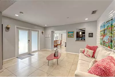 1517 NE 17th Ter, Fort Lauderdale, FL 33304 - Photo 4