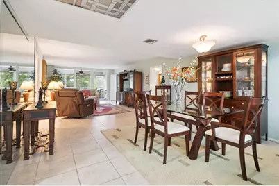 3900  Oaks Clubhouse Dr, Unit #409, Pompano Beach, FL 33069 - Photo 2