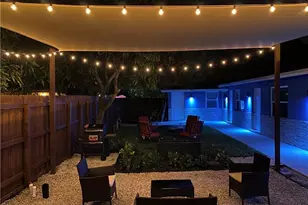 902 NE 38th St, Oakland Park, FL 33334 - Photo 1