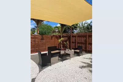 902 NE 38th Street, Unit #2, Oakland Park, FL 33334 - Photo 14