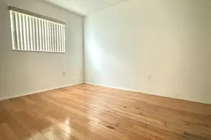 11250 NW 29th Pl, Sunrise, FL 33323 - Photo 10