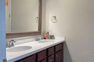 5035 Eucalyptus Dr, Hollywood, FL 33021 - Photo 14