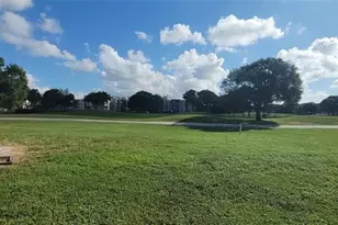 9421 SW Evergreen Pl Unit, Davie, FL 33324 - Photo 6