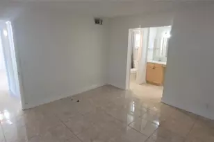 9421 SW Evergreen Pl Unit, Davie, FL 33324 - Photo 16