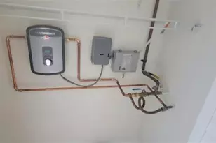 9421 SW Evergreen Pl Unit, Davie, FL 33324 - Photo 10