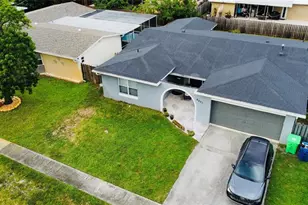 8421 NW 21st Ct, Sunrise, FL 33322 - Photo 2