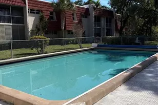 21 Jacaranda Dr, Plantation, FL 33324 - Photo 22