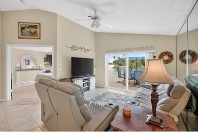 10638 NW 7th St, Pembroke Pines, FL 33026 - Photo 28