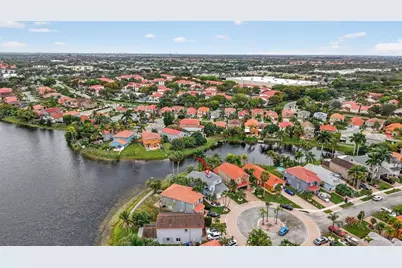 10638 NW 7th St, Pembroke Pines, FL 33026 - Photo 94