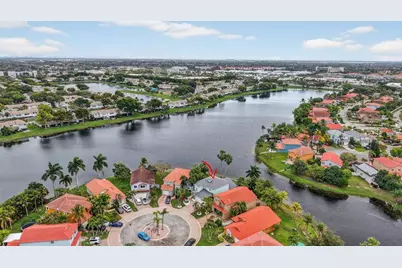 10638 NW 7th St, Pembroke Pines, FL 33026 - Photo 96