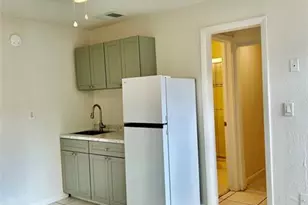 1095 SE 22nd Ave, Pompano Beach, FL 33062 - Photo 2