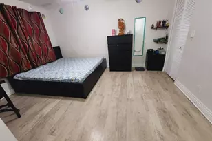 10749 Cleary Blvd Unit, Plantation, FL 33324 - Photo 4