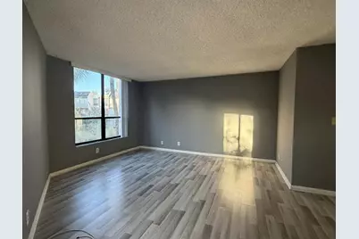 6301 N University Dr, Unit #208, Tamarac, FL 33321 - Photo 6