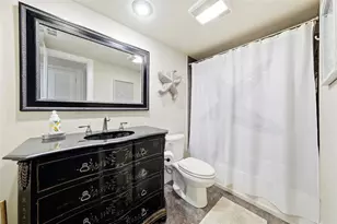 3051 NE 48th St Unit, Fort Lauderdale, FL 33308 - Photo 20