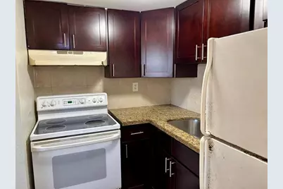 241 SE 9th Ave, Unit #101, Pompano Beach, FL 33060 - Photo 2