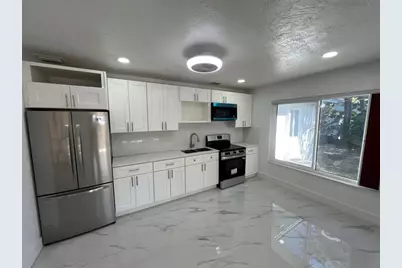 2648  Cleveland St, Unit #2, Hollywood, FL 33020 - Photo 8