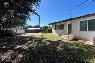 2648 Cleveland St, Hollywood, FL 33020 - Photo 2