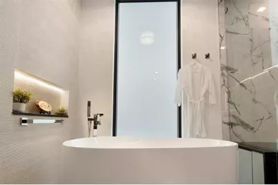 2581 NE 50th St, Lighthouse Point, FL 33064 - Photo 34