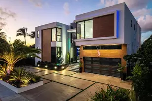 2581 NE 50th St, Lighthouse Point, FL 33064 - Photo 1