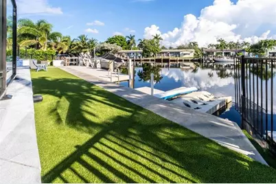 2581 NE 50th St, Lighthouse Point, FL 33064 - Photo 56