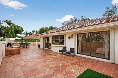 2689  Oak Tree Dr, Fort Lauderdale, FL 33309 - Photo 10