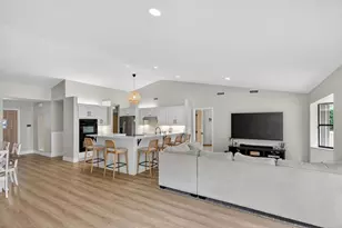 2689 Oak Tree Dr, Fort Lauderdale, FL 33309 - Photo 36