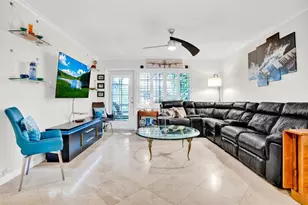 351 NE 19th Pl, Wilton Manors, FL 33305 - Photo 2