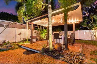 804 SW 16th Ct, Fort Lauderdale, FL 33315 - Photo 8