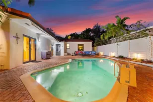 804 SW 16th Ct, Fort Lauderdale, FL 33315 - Photo 4