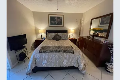 139  Oakridge J, Unit #139, Deerfield Beach, FL 33442 - Photo 14