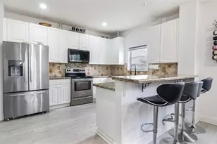 7479 NW 17th Dr, Pembroke Pines, FL 33024 - Photo 16