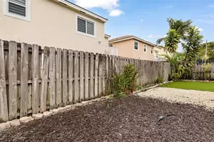 7479 NW 17th Dr, Pembroke Pines, FL 33024 - Photo 34