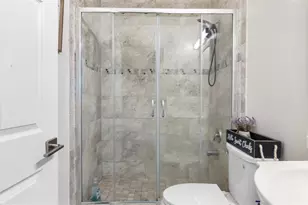 7479 NW 17th Dr, Pembroke Pines, FL 33024 - Photo 12