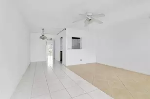 398 Tilford S, Deerfield Beach, FL 33442 - Photo 2