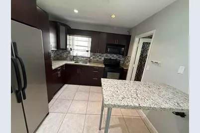 2111 N 57th Ter, Hollywood, FL 33021 - Photo 6