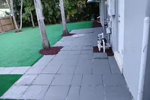 2111 N 57th Terrace, Hollywood, FL 33021 - Photo 16