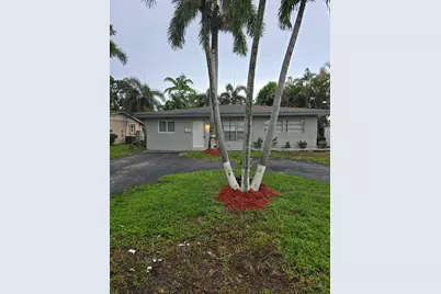 2111 N 57th Ter, Hollywood, FL 33021 - Photo 1