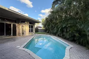 9737 Parkview Ave, Boca Raton, FL 33428 - Photo 4