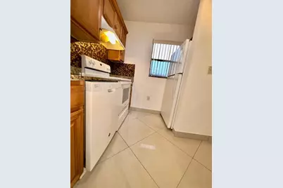 1021 NW 45th Street, Unit #4, Deerfield Beach, FL 33064 - Photo 16