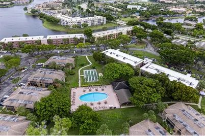 9754 N Belfort Cir, Unit #9754, Fort Lauderdale, FL 33321 - Photo 32