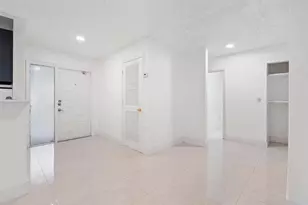 8797 NW 35th St, Coral Springs, FL 33065 - Photo 6