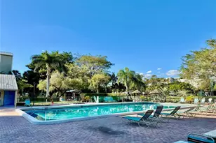 2112 S Cypress Bend Dr, Pompano Beach, FL 33069 - Photo 16