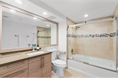 347 N New River Dr, Unit #602, Fort Lauderdale, FL 33301 - Photo 20