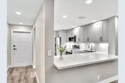 1381 NW 99th Ave, Unit #172, Pembroke Pines, FL 33024 - Photo 18