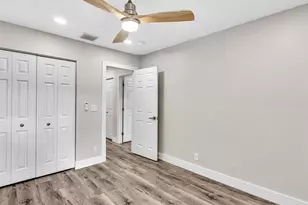 1381 NW 99th Ave, Pembroke Pines, FL 33024 - Photo 62