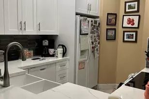 1210 NW 100th Ave, Pembroke Pines, FL 33024 - Photo 4