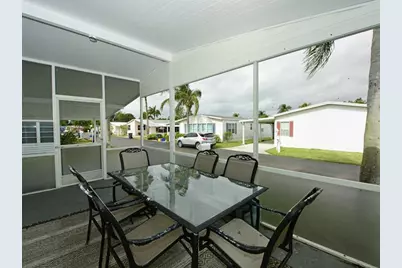 3389  Lake Overlook Pl, Lake Worth, FL 33462 - Photo 8