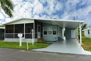 3389 Lake Overlook Pl, Lake Worth, FL 33462 - Photo 2