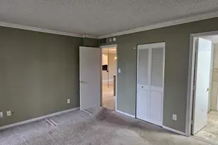 2214 S Cypress Bend Dr, Pompano Beach, FL 33069 - Photo 10