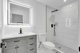 5840 SW 14th St, Plantation, FL 33317 - Photo 16